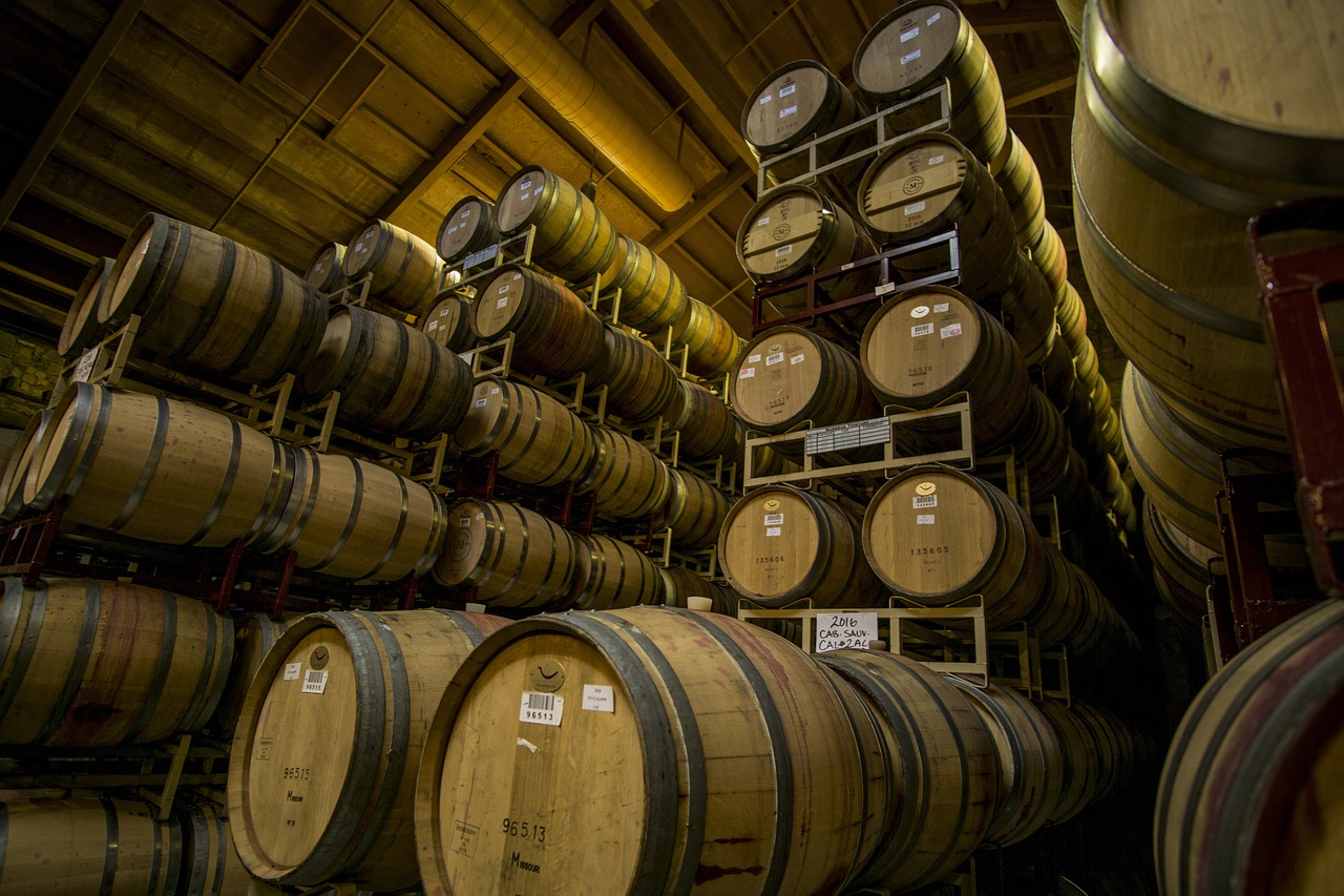 wine-barrels-2906864_1280